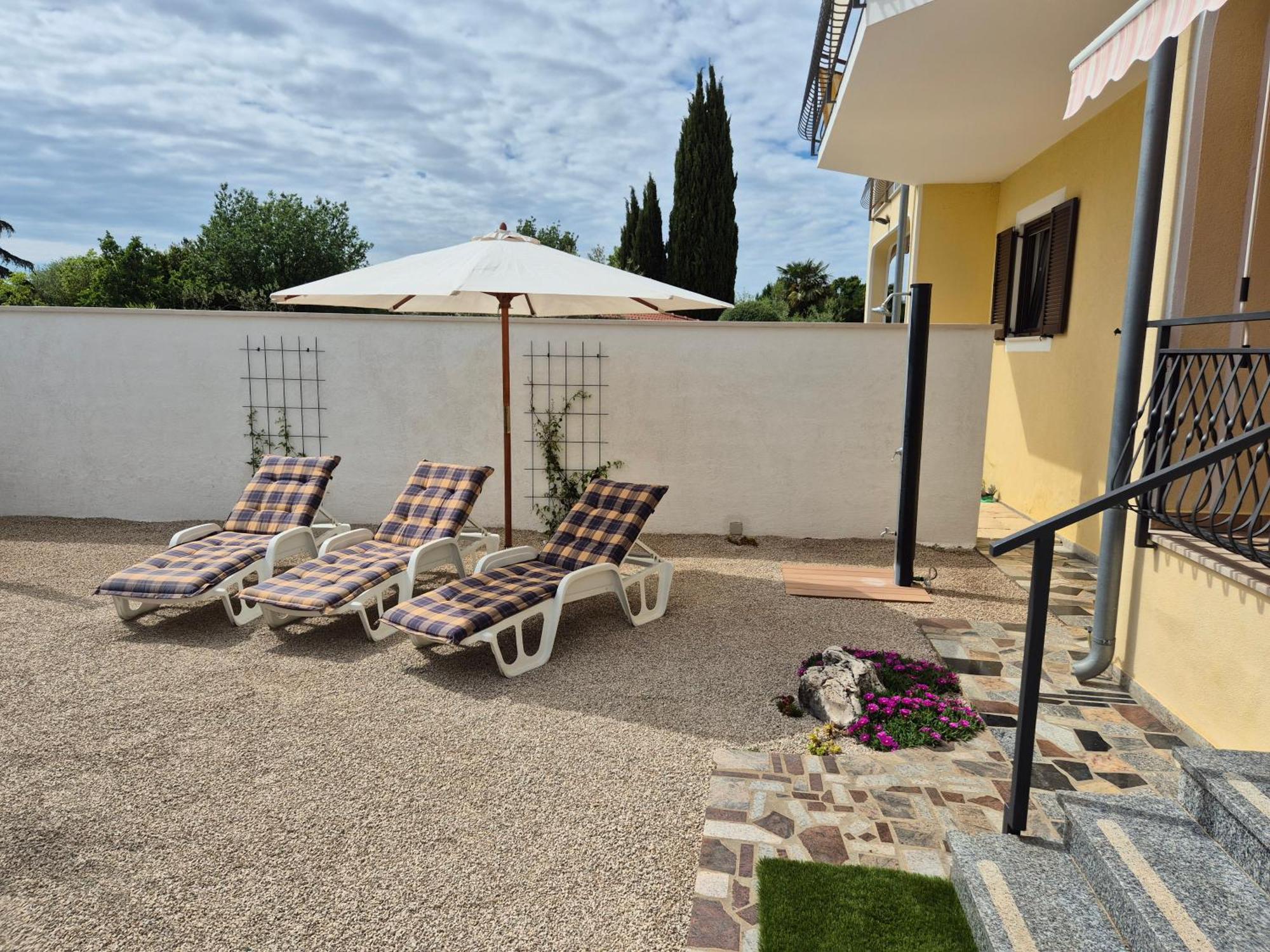 Apartment Vinja Porec - Privat Garden - Whirlpool Zewnętrze zdjęcie