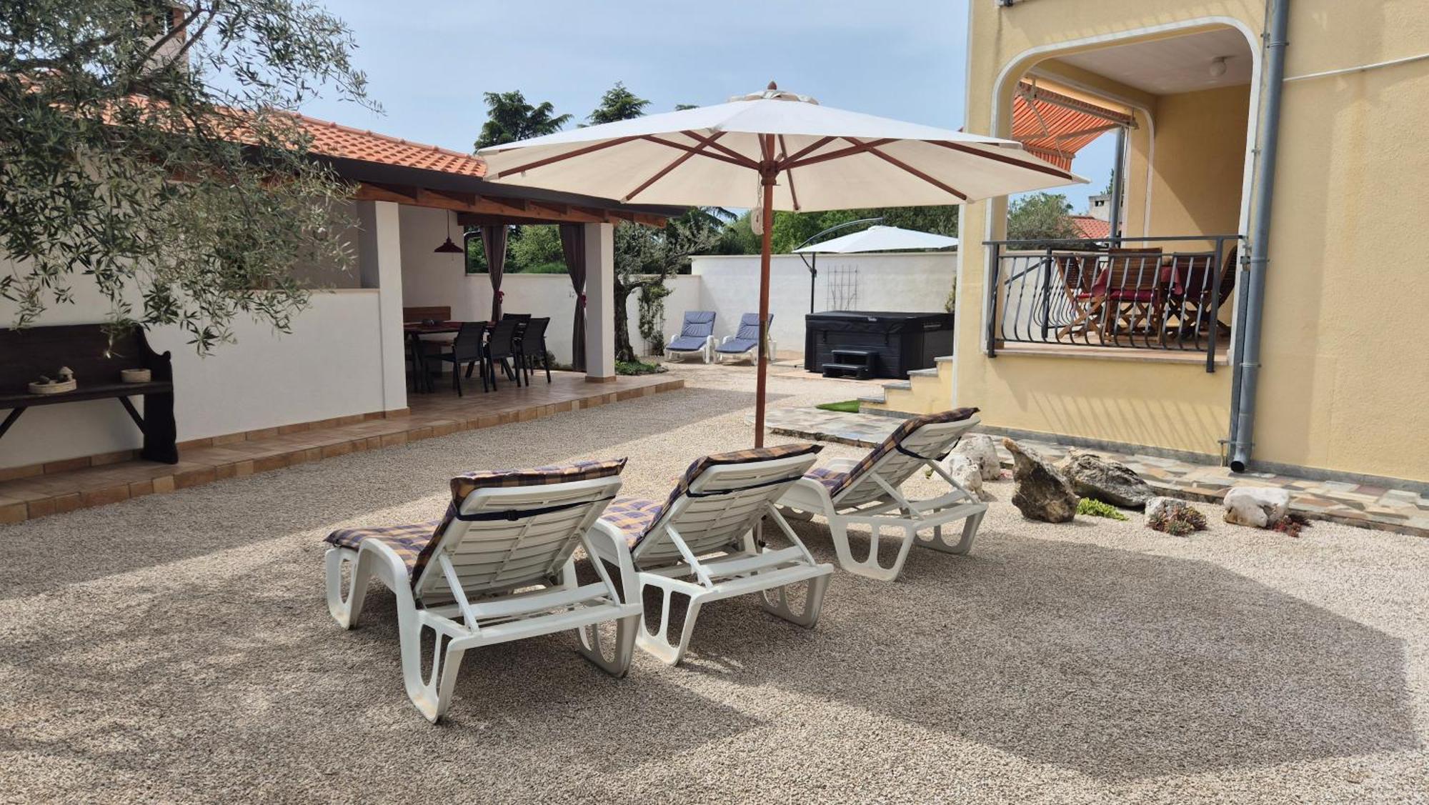 Apartment Vinja Porec - Privat Garden - Whirlpool Zewnętrze zdjęcie